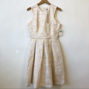 NWT Dress The Population Ivory Gold Metallic Floral Brocade Mini Dress Medium